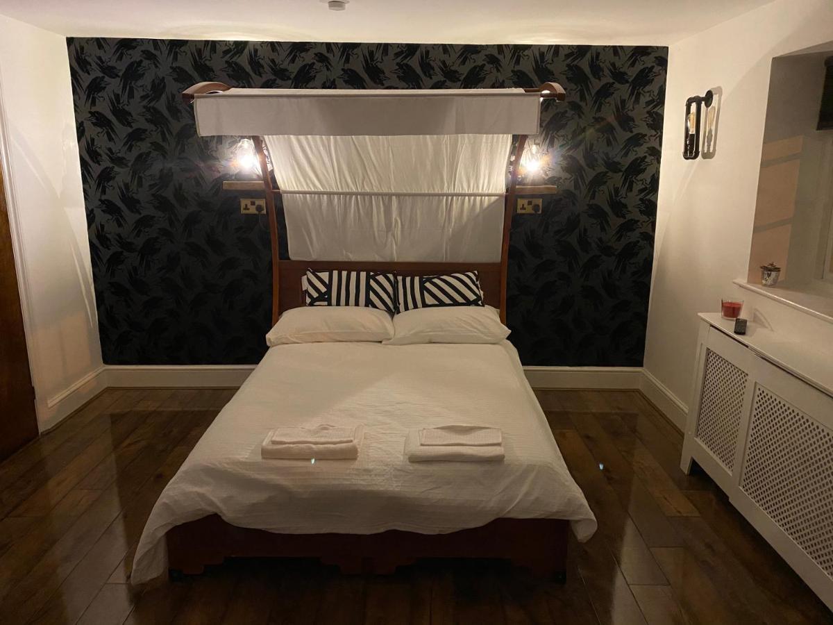 The Raven Suite Henley-on-Thames Eksteriør bilde